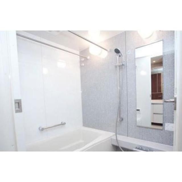 ＴＨＥ　ＴＯＫＹＯ　ＴＯＷＥＲＳ　ＭＩＤＴＯＷＥＲ